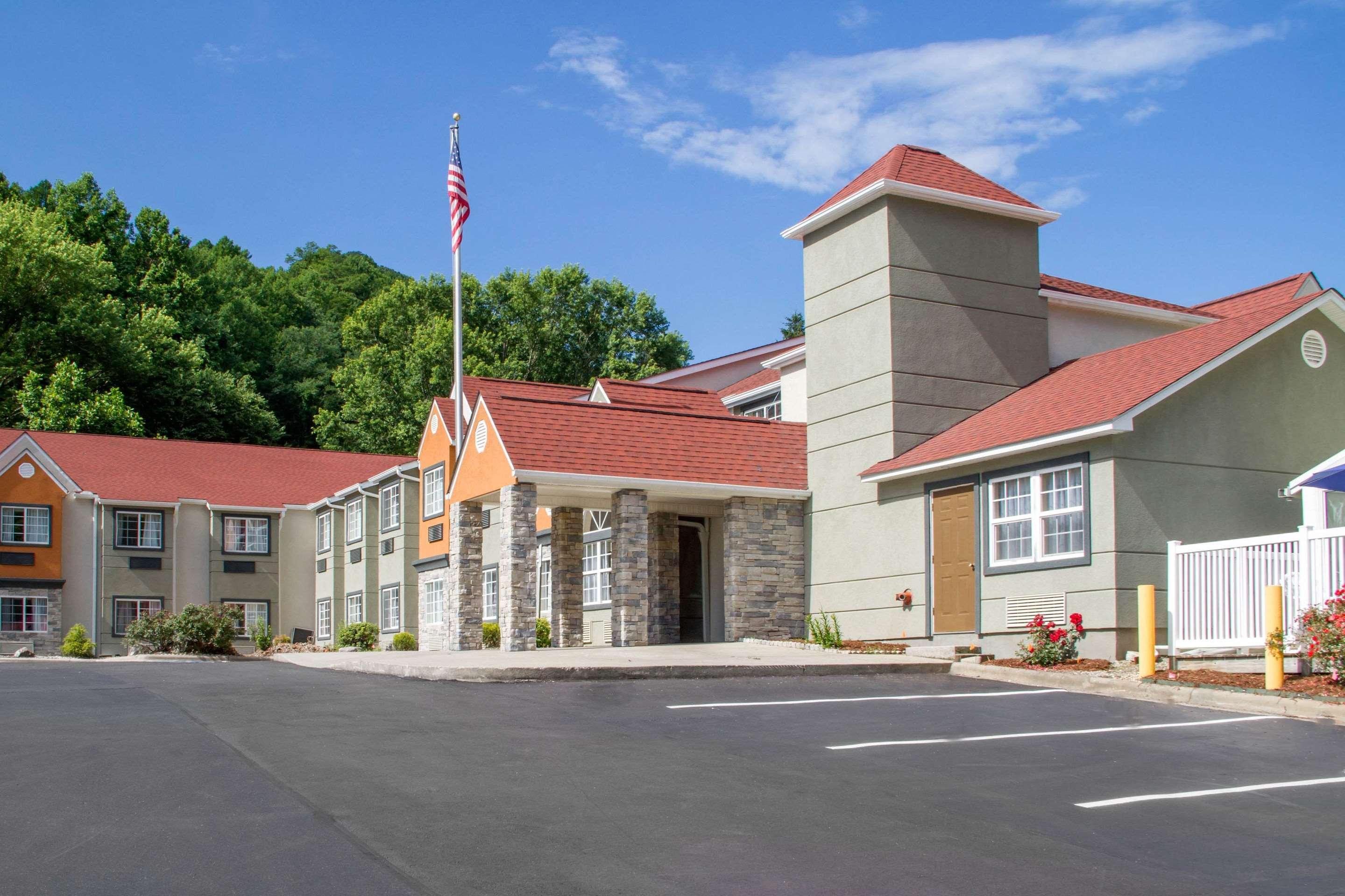 Quality Inn & Suites Maggie Valley - Cherokee Area Eksteriør bilde